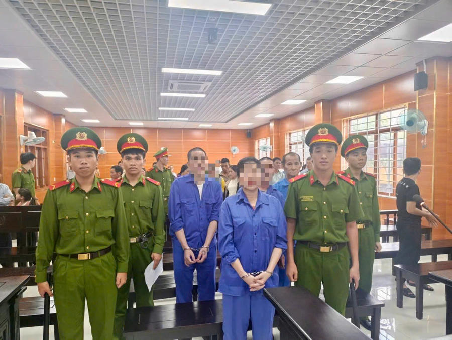 Các bị cáo tại phiên tòa - Ảnh Công an Quảng Ngãi.