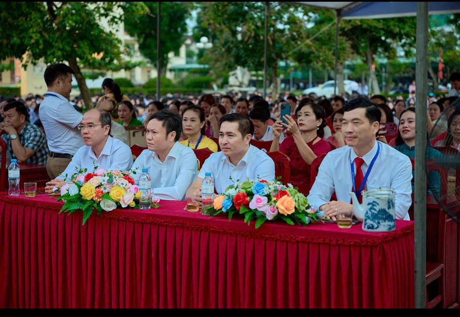 Đại biểu các xã Tân Phú, Nghĩa Đồng, Giai Xuân tham dự