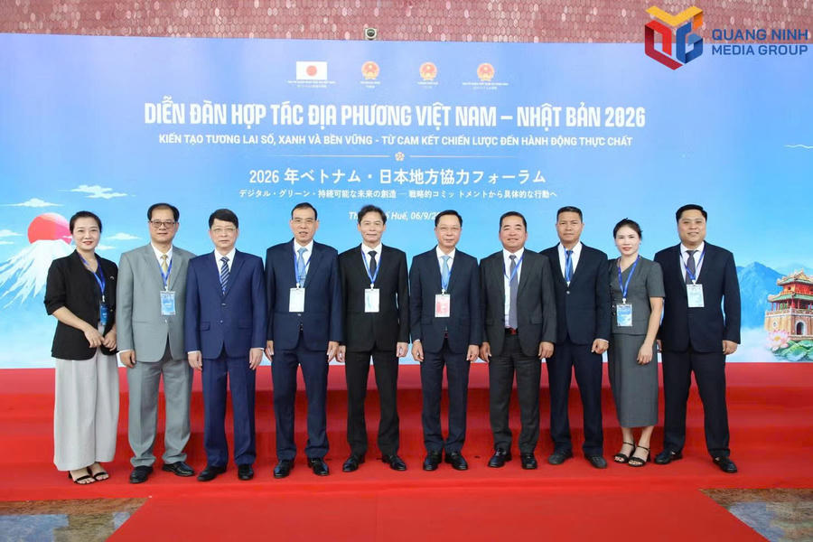 Đoàn công tác thành phố Quảng Ninh do ông Lê Văn Ánh, Phó Chủ tịch UBND thành phố, làm Trưởng đoàn tham dự Diễn đàn.Ảnh: Báo Quảng Ninh