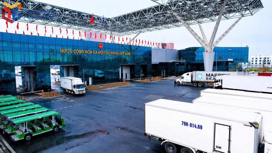 Đẩy mạnh chuyển đổi số của Đồn BPCK quốc tế Móng Cái đã nâng cao hiệu quả công tác bảo đảm ANTT, lưu thông cửa khẩu thuận tiện, an toàn.Ảnh: Báo Quảng Ninh Đẩy mạnh chuyển đổi số của Đồn BPCK quốc tế Móng Cái đã nâng cao hiệu quả công tác bảo đảm ANTT, lưu thông cửa khẩu thuận tiện, an toàn.Ảnh: Báo Quảng Ninh