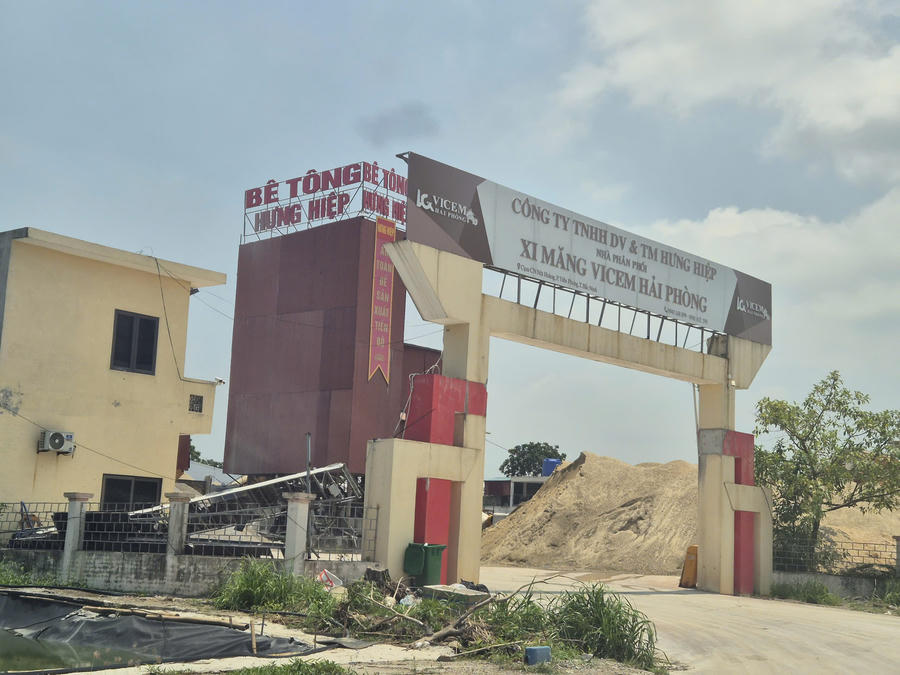 Giấy chứng nhận đăng ký đầu tư số của Công ty HT 86 Việt Nam mục tiêu của dự án là xây dựng trạm trộn bê tông thương phẩm nhưng không trực tiếp khai thác mà cho Công ty TNHH Dịch vụ và Thương mại Hưng Hiệp thuê lại để sản xuất bê tông. 