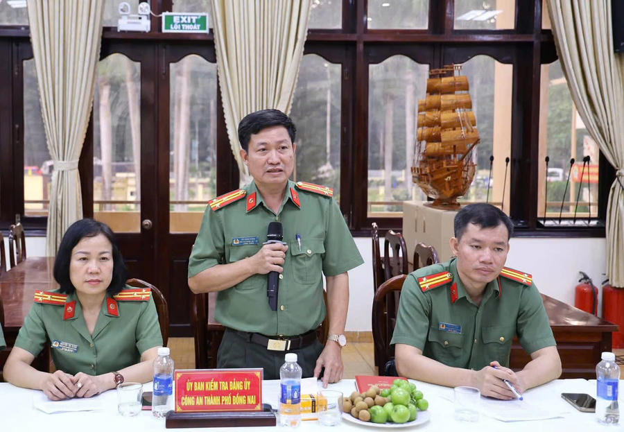 đại diện các đơn vị phát biểu tại tọa đàm.