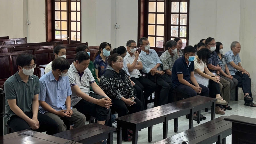 Các bị cáo tại phiên tòa trước đó.