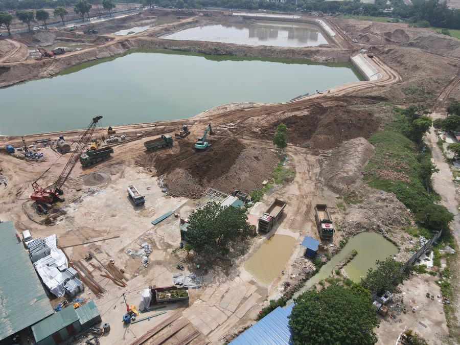 Dự án Hồ điều hòa Mễ Trì (Đồng Bông 2) tại phường Đại Mỗ đang gấp rút hoàn thiện.