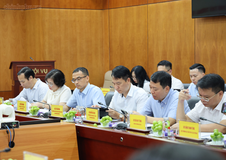 Các đại biểu tham dự buổi làm việc - Ảnh: chinhphu.vn/Thu Giang