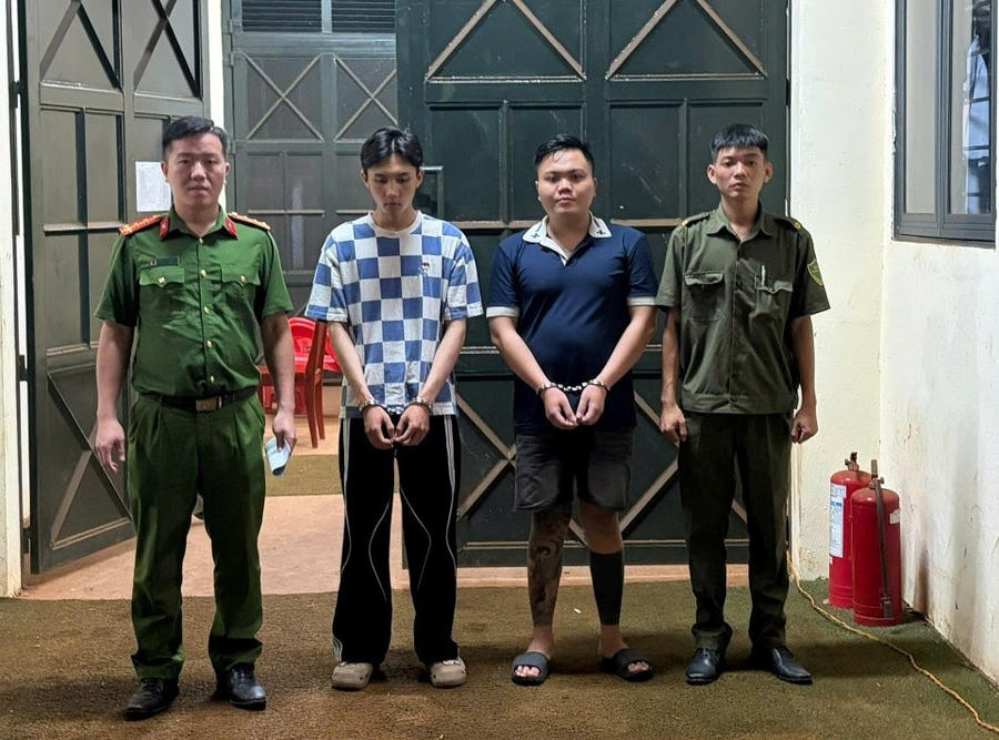 2 đối tượng bị bắt giữ. (Ảnh: CA ĐN)