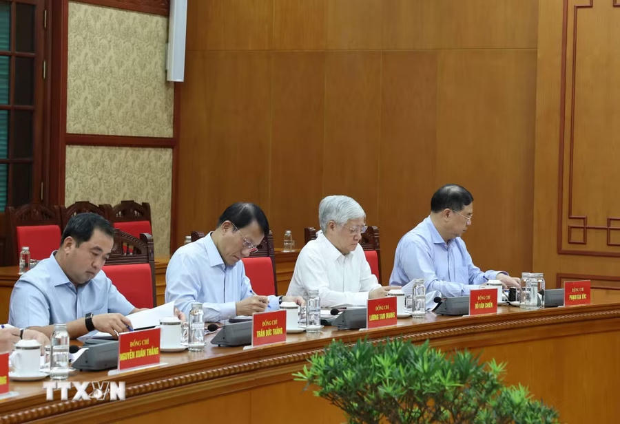 Các đại biểu tham dự cuộc làm việc của Tổng Bí thư, Chủ tịch nước Tô Lâm với Ban Chính sách, chiến lược Trung ương - Ảnh: TTXVN