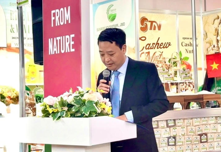 Ông Bùi Quang Hưng phát biểu tại lễ khai trương các gian hàng Việt Nam tại Worldfood Moscow 2026. (Ảnh: Cục Xúc tiến thương mại)