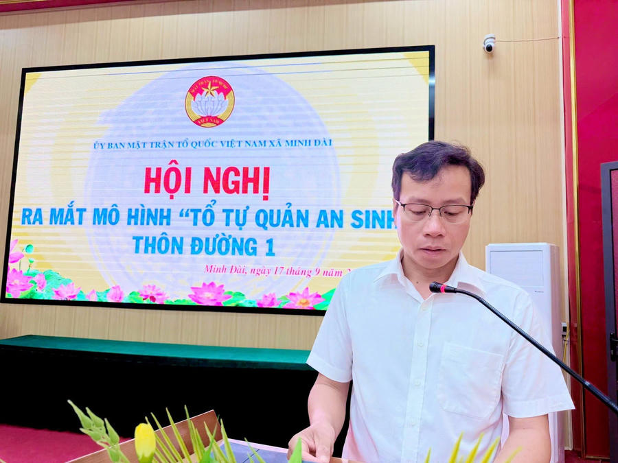 Ông Bùi Ngọc Dũng, Bí thư Đảng ủy xã Minh Đài phát biểu tại hội nghị.
