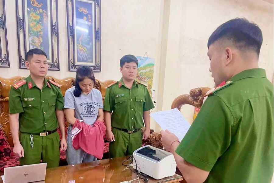 Đối tượng Doãn Thị Huyền Trang. Ảnh: Công an Lào Cai.
