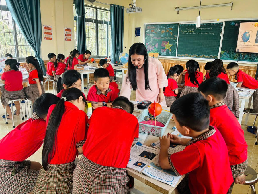 Một tiết dạy của cô và trò trường Tiểu học Thành Vinh 3.