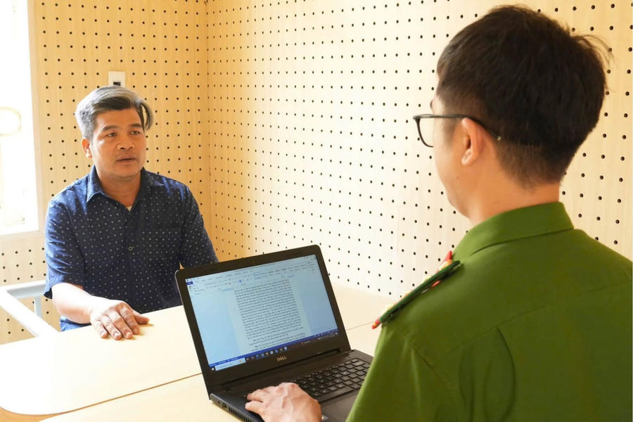 Đối tượng Nguyễn Khắc Hồng.