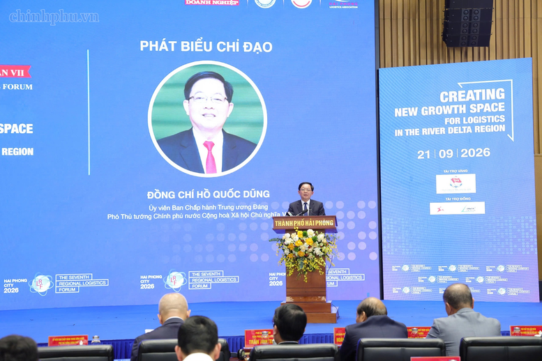 Phó Thủ tướng đề nghị Bộ Công Thương tiếp tục phát huy vai trò đầu mối, chủ trì triển khai các nhiệm vụ trong Chiến lược phát triển dịch vụ logistics - Ảnh: chinhphu.vn/Gia Huy