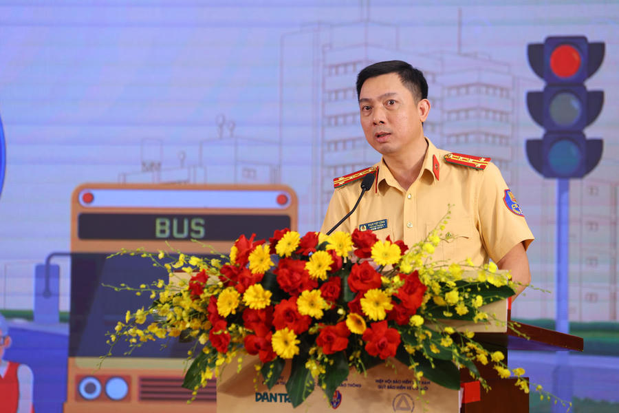 Đại tá Phạm Việt Công, Phó Cục trưởng Cục CSGT (Bộ Công an).