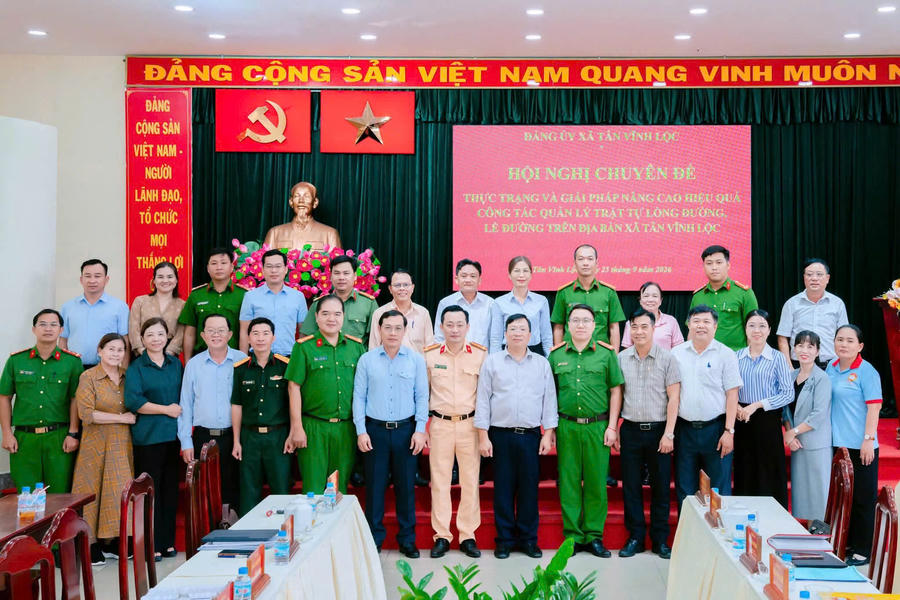 Các đại biểu tham dự Hội nghị.