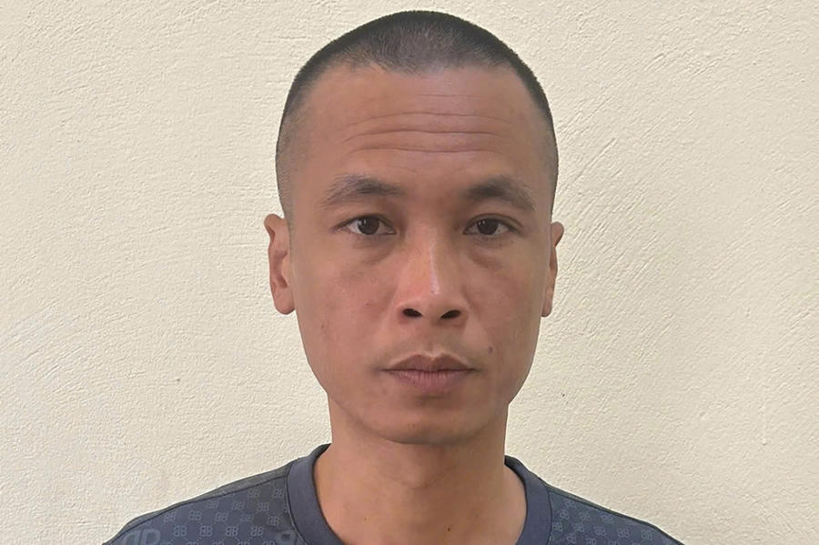 Bị can Ngô Văn Hùng tại cơ quan công an. Ảnh: Công an TP Quảng Ninh
