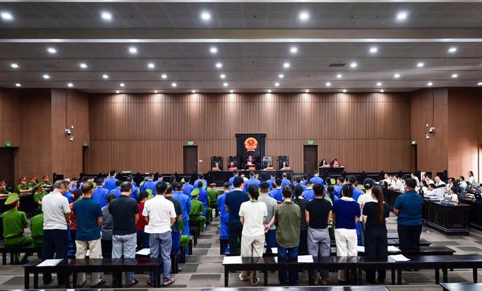 Toàn cảnh vụ xét xử. Ảnh: Gia Khánh.