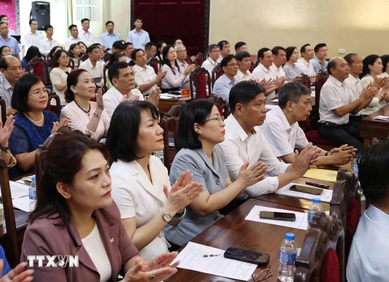 C&aacute;c cử tri tham dự hội nghị - Ảnh: TTXVN