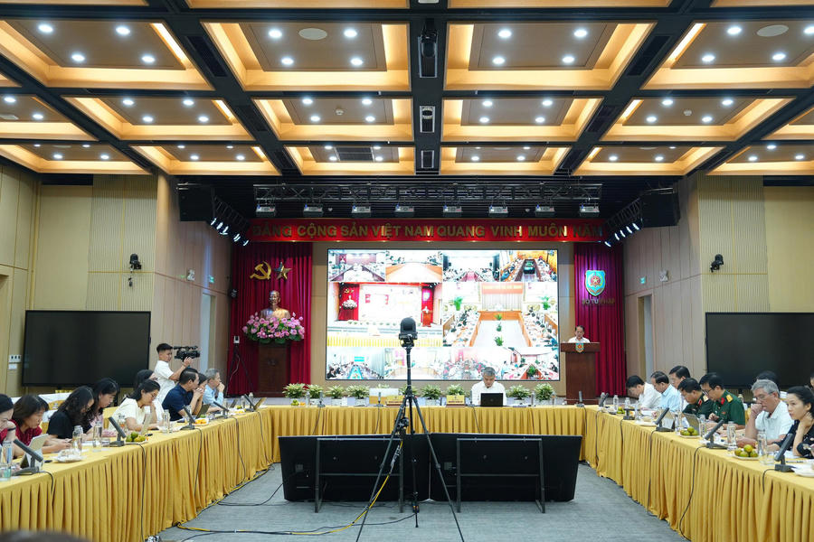 Hội nghị được Bộ Tư pháp tổ chức ngay trước thời điểm Nghị quyết 24 chính thức có hiệu lực. (Ảnh trong bài: PV)