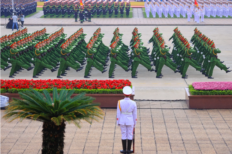 Chính phủ ban hành Nghị định về chế độ phụ cấp đặc thù đối với cán bộ, chiến sĩ Công an nhân dân áp dụng từ 1/12/2026. Ảnh: Lực lượng CAND tại lễ kỷ niệm A80 - Ảnh: VGP
