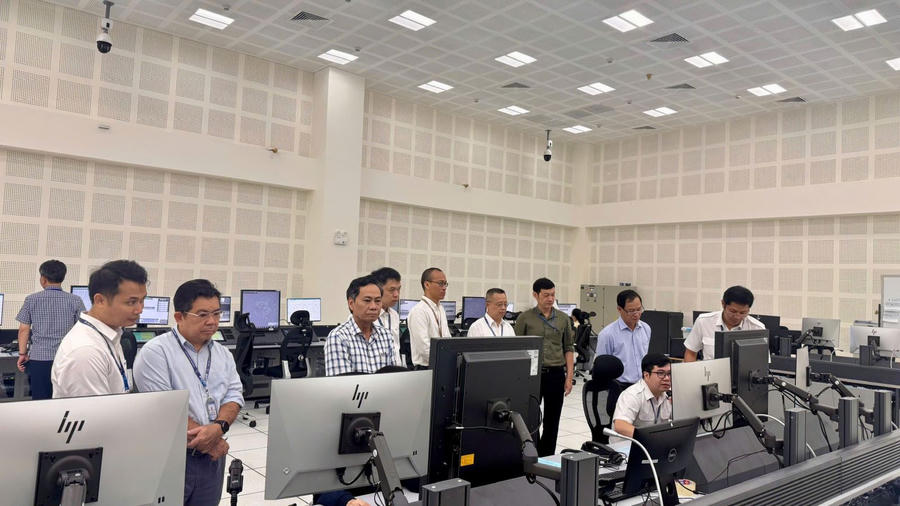 APP Phú Quốc tiếp nhận chuyến bay đầu tiên VJ979. (Ảnh: vatm.vn)