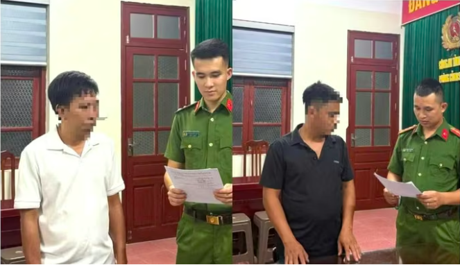 Hai đối tượng tại cơ quan công an. Ảnh: Công an Lạng Sơn.
Hai đối tượng tại cơ quan công an. Ảnh: Công an Lạng Sơn.