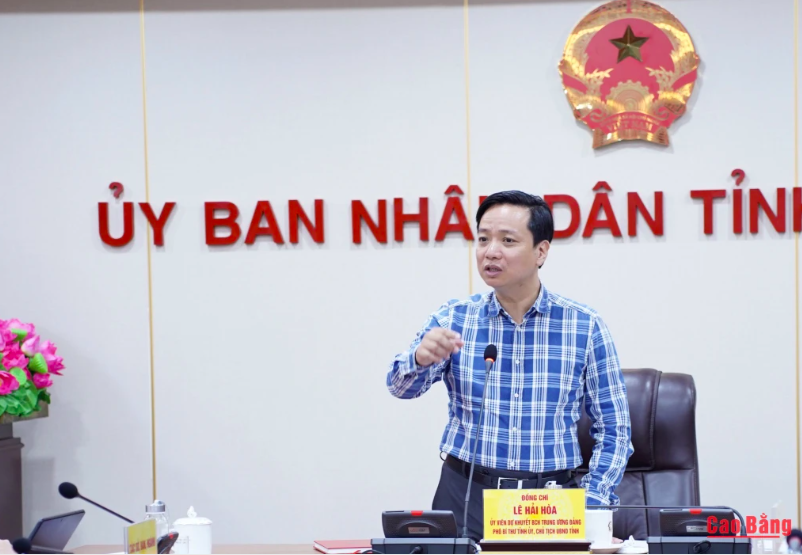 Chủ tịch UBND tỉnh Cao Bằng Lê Hải Hòa phát biểu chỉ đạo kết luận cuộc họp. Ảnh Báo Cao Bằng
Chủ tịch UBND tỉnh Cao Bằng Lê Hải Hòa phát biểu chỉ đạo kết luận cuộc họp. Ảnh Báo Cao Bằng