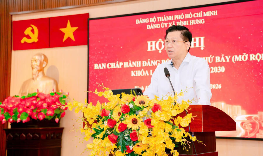 Đồng chí Trần Văn Tuấn, Ủy viên Ban Thường vụ Thành ủy, Trưởng Ban Nội chính Thành ủy TPHCM phát biểu chỉ đạo tại hội nghị