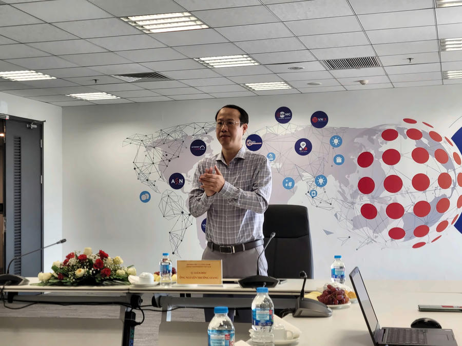 Quyền Giám đốc ông Nguyễn Trường Giang phát biểu khai mạc Hội nghị. (Ảnh: Phạm Duy)