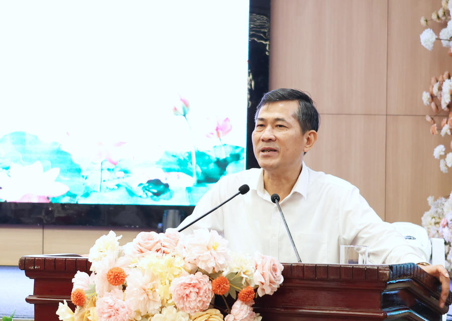 Ông Thái Văn Thành - Chủ trì buổi họp báo.