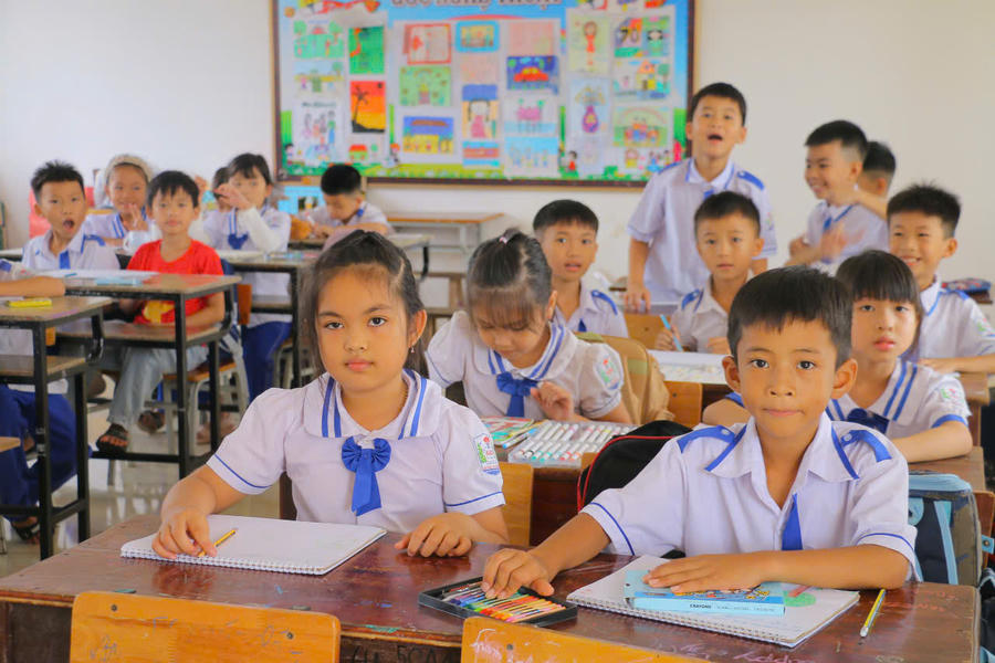 Môi trường học tập đảm bảo chất lượng cho học sinh.