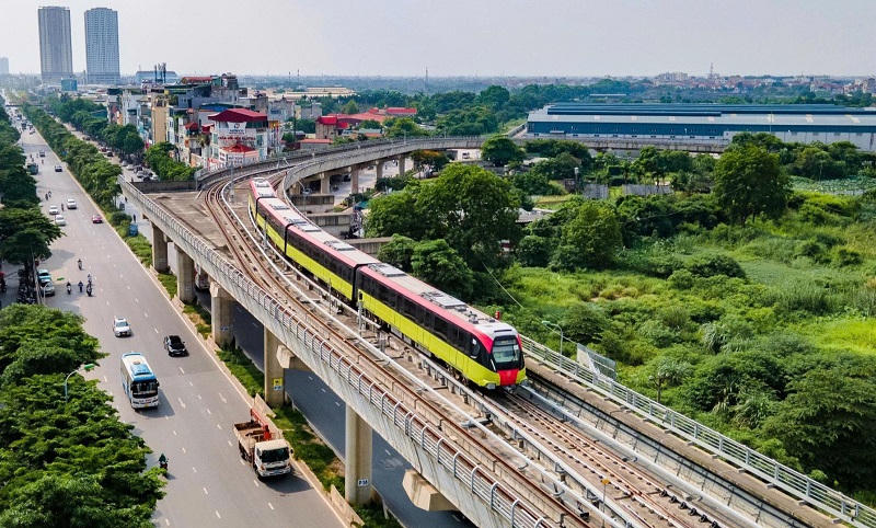 Phó Thủ tướng Thường trực Phạm Gia Túc yêu cầu tổ chức lập Báo cáo nghiên cứu tiền khả thi Tổ hợp Công nghiệp đường sắt.