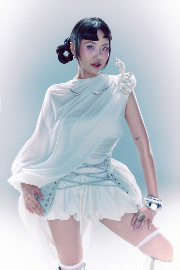 C:\NGUYÊN THẢO\2026\VPBannk\THÁNG 10\rao đêm nhạc\Minh hoa 2.png