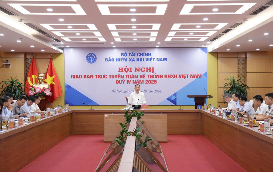 Toàn cảnh hội nghị.