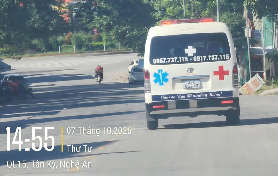 Xe ô tô sử dụng thiết bị phát tín hiệu ưu tiên mà không có giấy phép của cơ quan có thẩm quyền cấp tại Nghệ An.