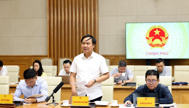 Phó Thủ tướng Nguyễn Văn Thắng yêu cầu rà soát, không để giá hàng hóa tăng bất hợp lý- Ảnh 6.