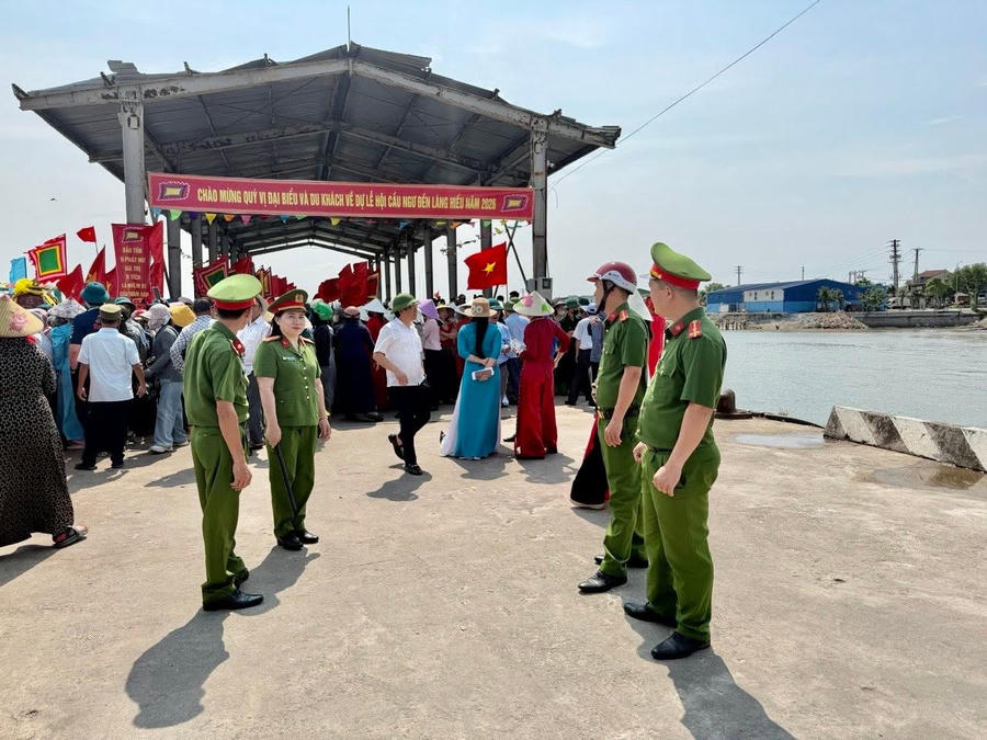 Đảm bảo an ninh, trật tự mùa du lịch.