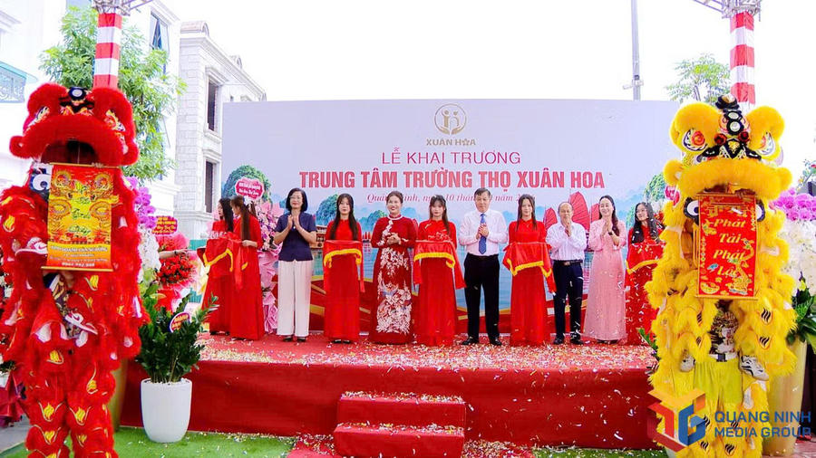 Lễ cắt băng khai trương Trung tâm Dưỡng lão Trường thọ Xuân Hoa.Ảnh: Báo Quảng Ninh