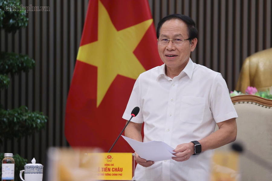 Phó Thủ tướng Chính phủ Lê Tiến Châu phát biểu chỉ đạo tại buổi làm việc. Ảnh: VGP
