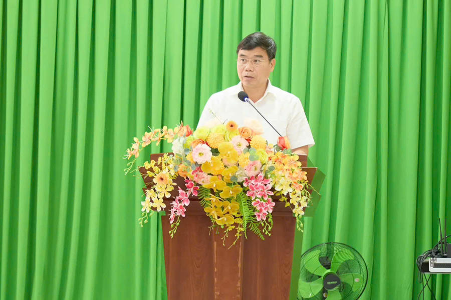 Ông Nguyễn Thế Phong, Thành ủy viên, Bí thư Đảng ủy, Chủ tịch HĐND xã Đại Phước.