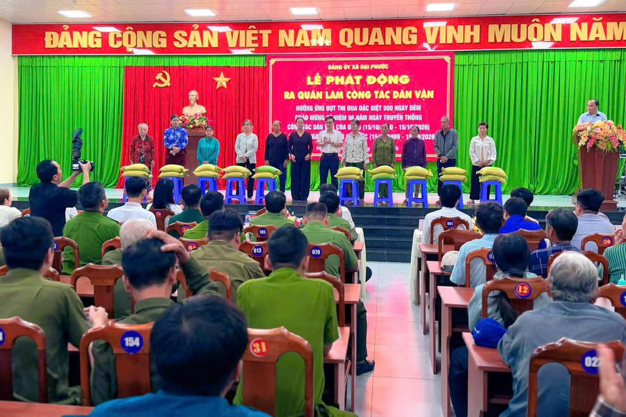 Chung tay giúp đỡ những hoàn cảnh đặc biệt khó khăn.