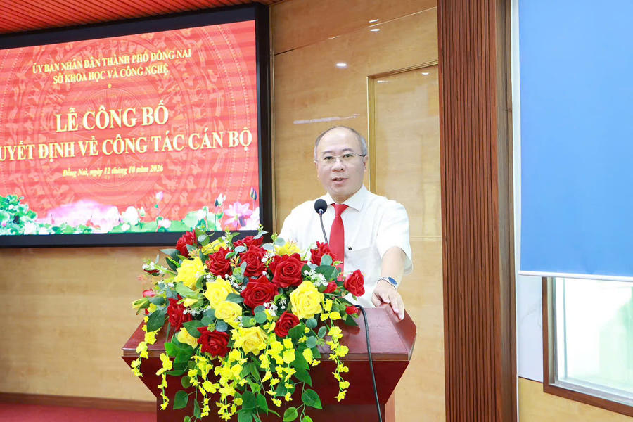 Phó Giám đốc phụ trách Sở Khoa học và Công nghệ Nguyễn Minh Quang phát biểu tại buổi lễ.