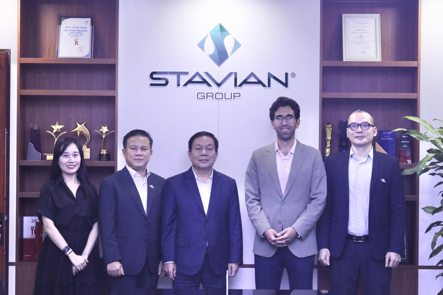 Đại diện Tập đoàn Stavian và đoàn chuyên gia RAND trao đổi về phát triển hạ tầng SI và cơ hội hợp tác công nghệ Việt Nam - Hoa Kỳ. (Ảnh trong bài: Tập đoàn Stavian)