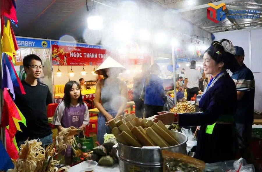 Du khách sẽ được thưởng thức nhiều sản vật độc đáo tại Liên hoan Ẩm thực năm nay.Ảnh: Báo Quảng Ninh