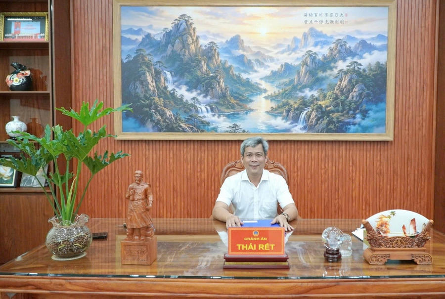 Ông Thái Rết, Chánh án TAND tỉnh An Giang, người đứng đầu luôn kiên định với nguyên tắc siết chặt kỷ cương, bảo vệ cán bộ “dám nghĩ, dám làm” vì lợi ích chung. (Ảnh: Khánh Thùy)
