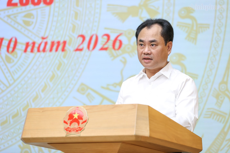 Bộ trưởng Bộ Nông nghiệp và Môi trường Trịnh Việt Hùng báo cáo tại Hội nghị - Ảnh: chinhphu.vn/Nhật Bắc