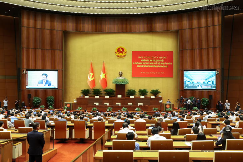 Hội nghị toàn quốc nghiên cứu, học tập, quán triệt và triển khai thực hiện Nghị quyết Hội nghị lần thứ tư Ban Chấp hành Trung ương Đảng khóa XIV - Ảnh: chinhphu.vn/Nhật Bắc