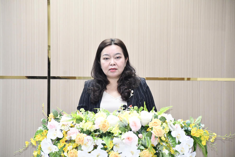 Bà Nguyễn Trung Châu Tuyên, Phó Bí thư Thường trực Đảng ủy phường Cầu Ông Lãnh.