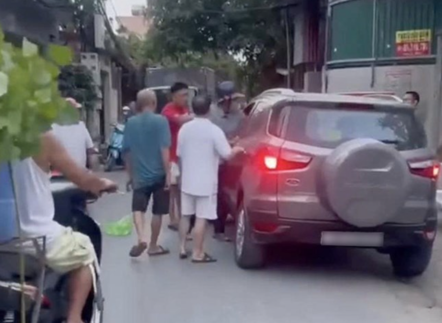 Sự việc xảy ra trên địa bàn phường Bồ Đề (Hà Nội). Ảnh: Hoàng Anh