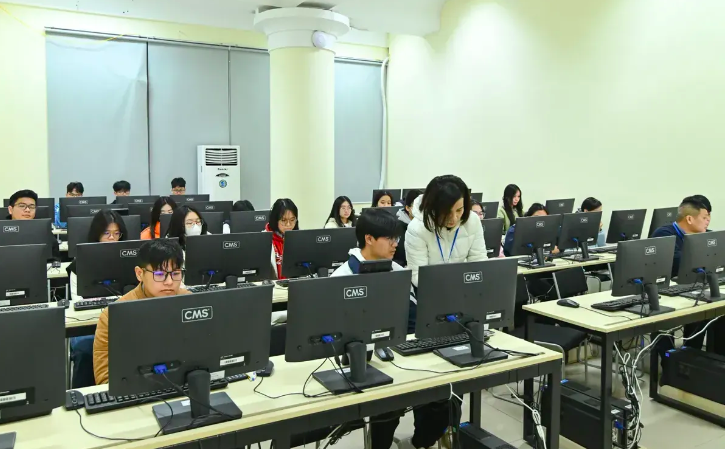 Bộ GDĐT sửa quy định đánh giá học sinh từ tiểu học đến THPT, bổ sung hình thức kiểm tra trên máy tính và quy định về học bạ số.